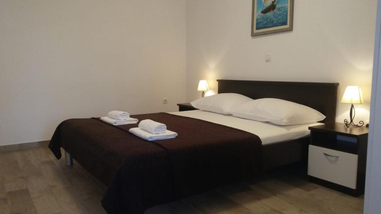 Apartments Valeria Kastela Exterior photo