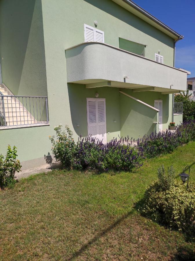 Apartments Valeria Kastela Exterior photo