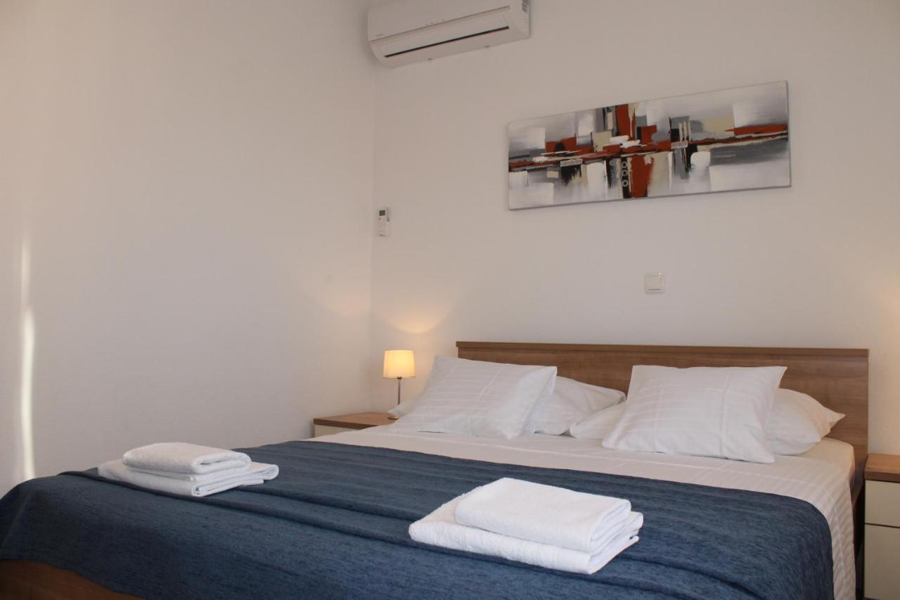 Apartments Valeria Kastela Exterior photo